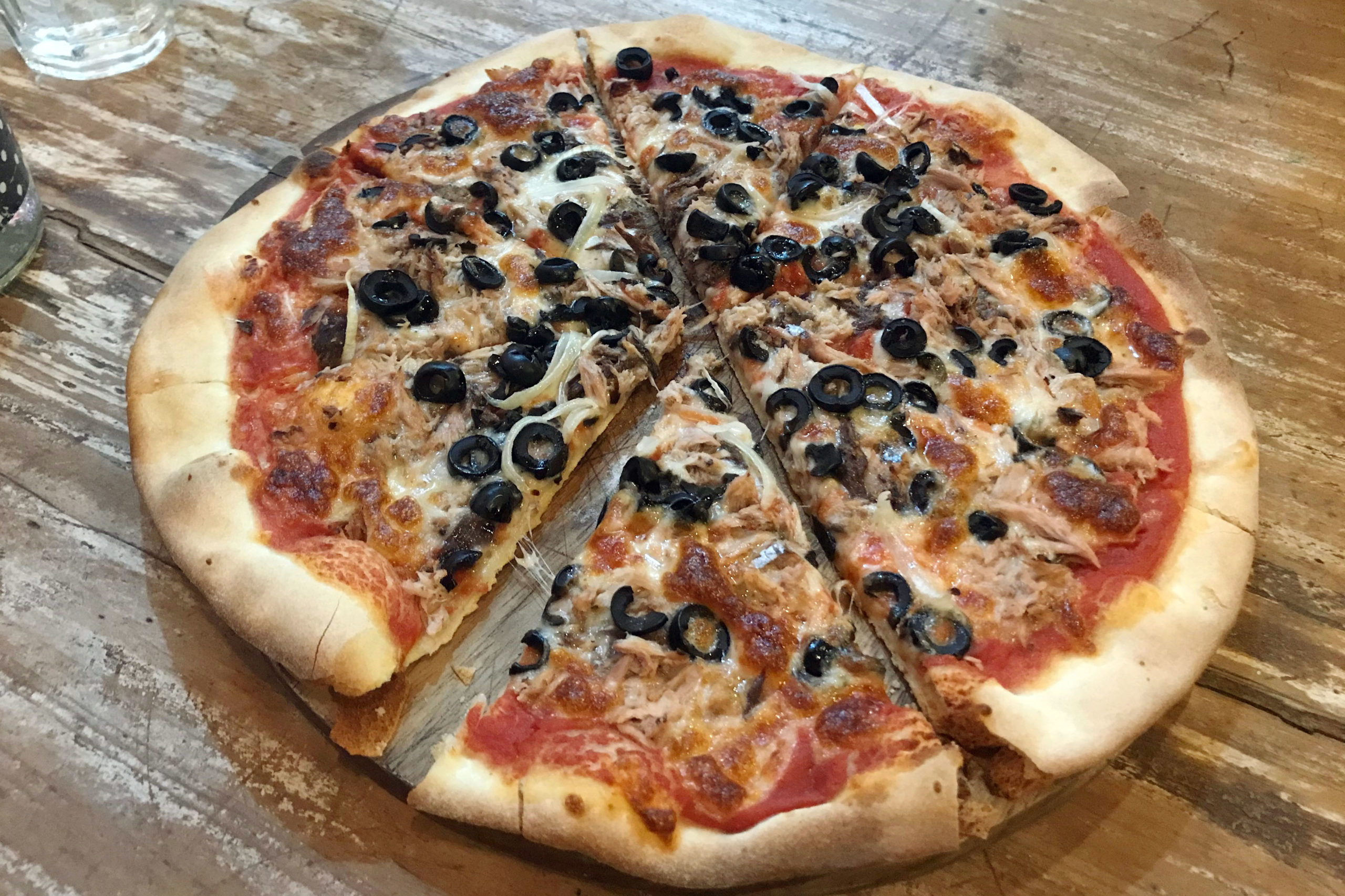 pizza tonno